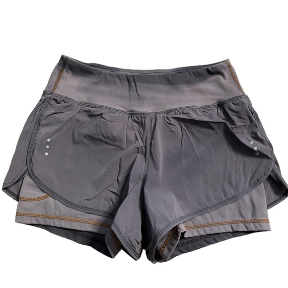 Soothfeel Workout activewear Running Shorts with Liner size small - Picture 1 of 6